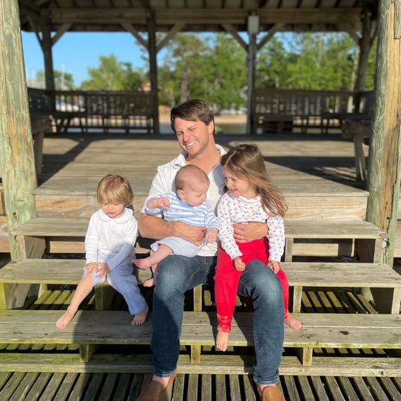 Meet your Posher, Gaines - Picture 1 of 1